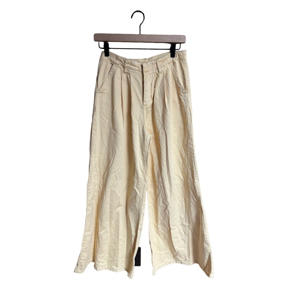 Free People wide leg button fly soft yellow trousers women size 2‎